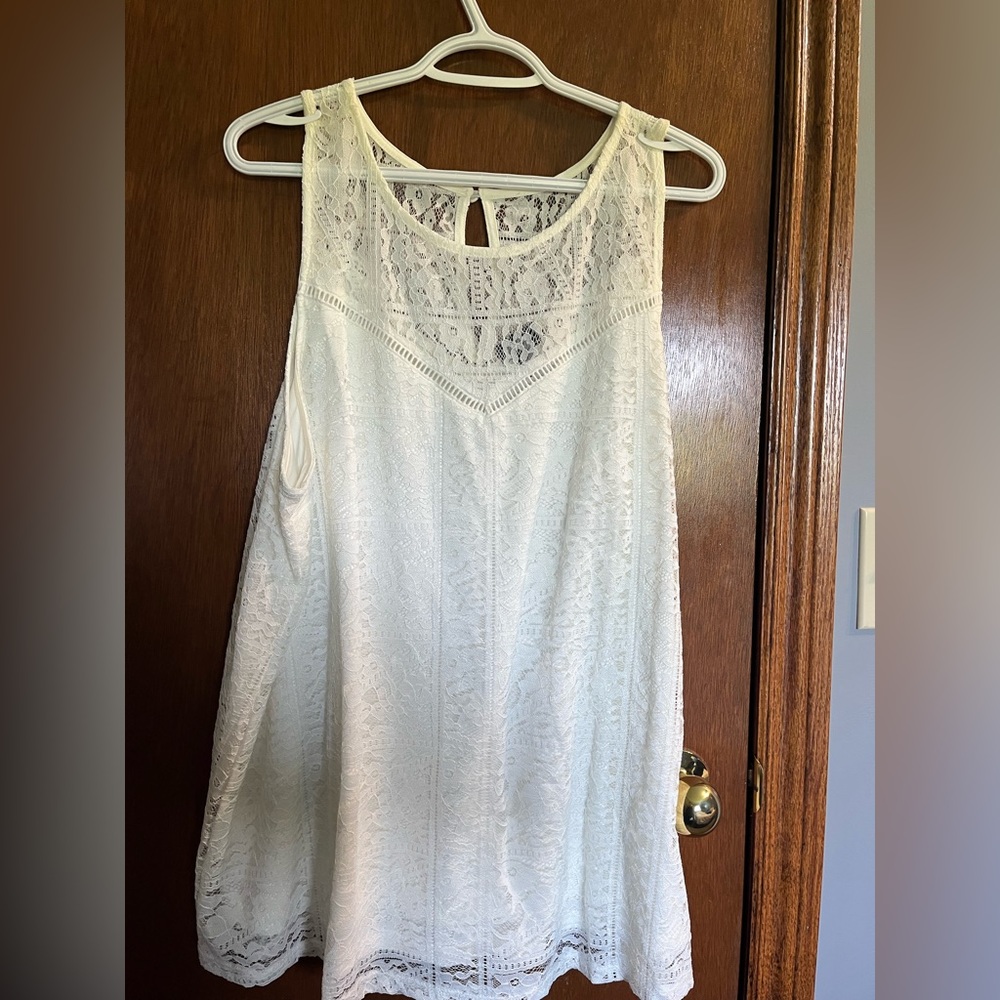 White Lace Torrid Blouse Size 2